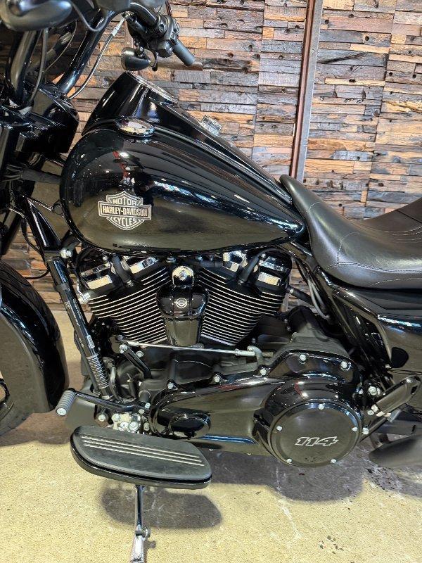 2023 HARLEY-DAVIDSON FLHRXS ROAD KING SPECIAL CRUISER
