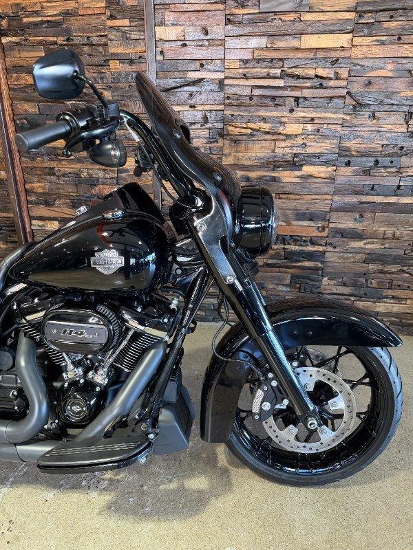 2023 HARLEY-DAVIDSON FLHRXS ROAD KING SPECIAL CRUISER