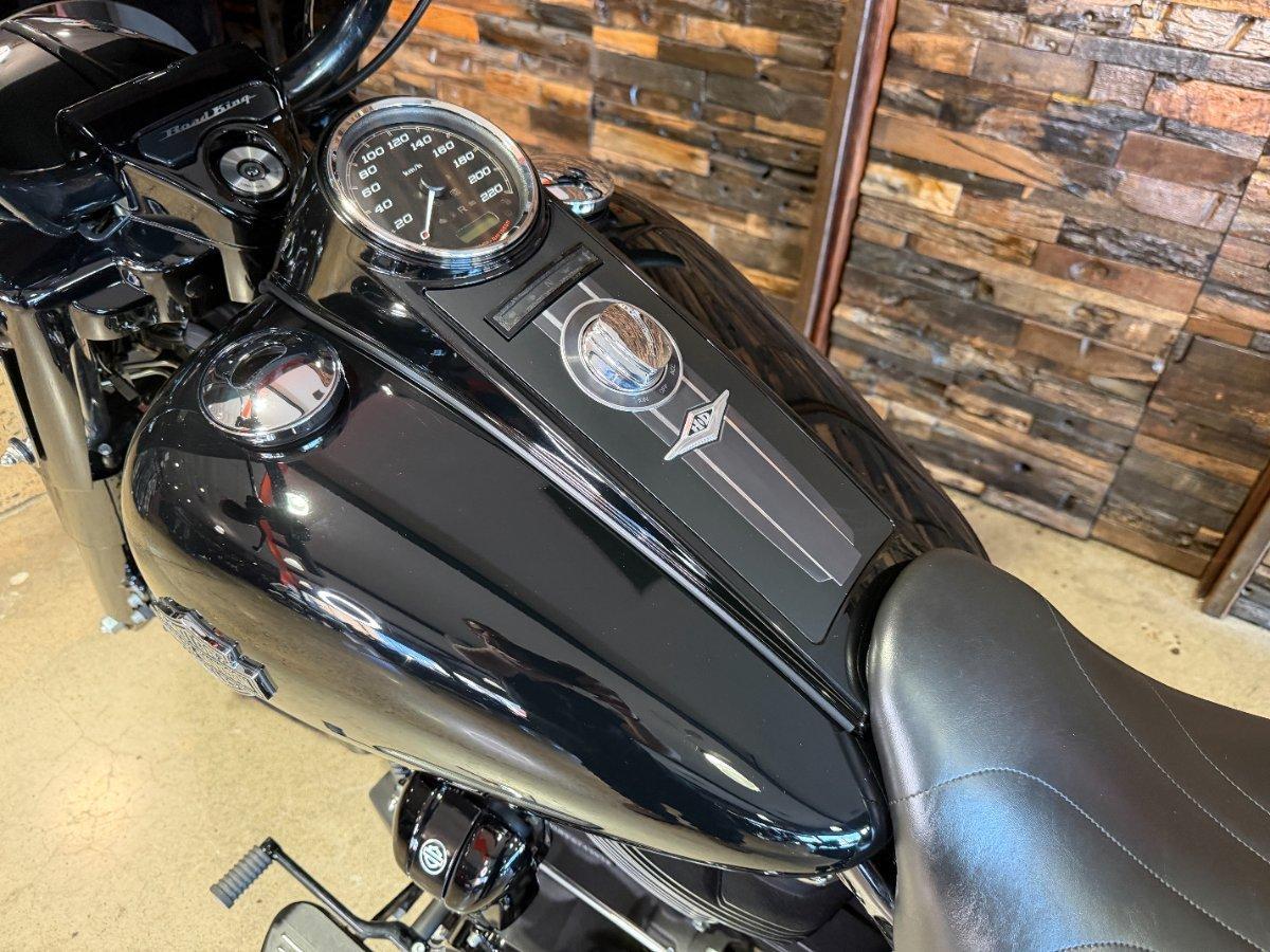 2023 HARLEY-DAVIDSON FLHRXS ROAD KING SPECIAL CRUISER