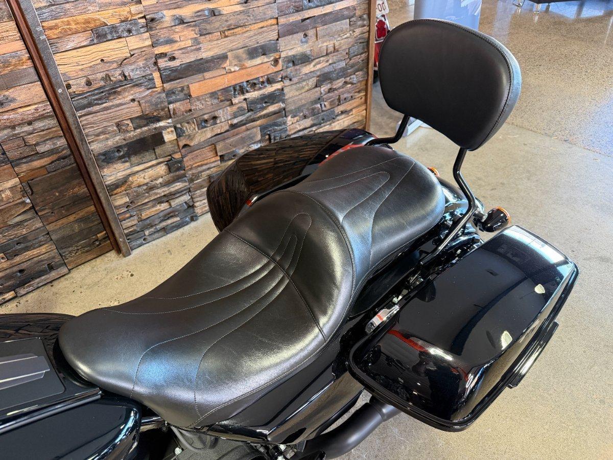 2023 HARLEY-DAVIDSON FLHRXS ROAD KING SPECIAL CRUISER