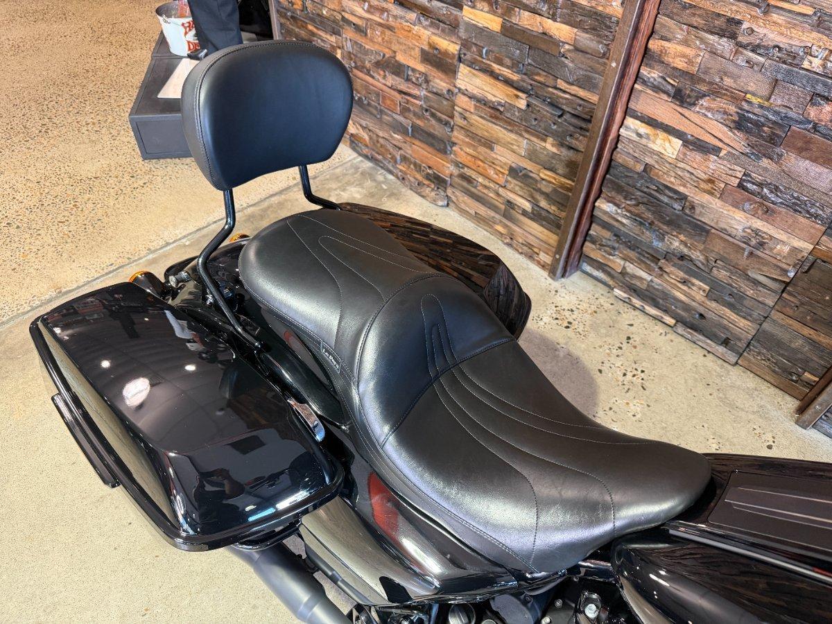 2023 HARLEY-DAVIDSON FLHRXS ROAD KING SPECIAL CRUISER