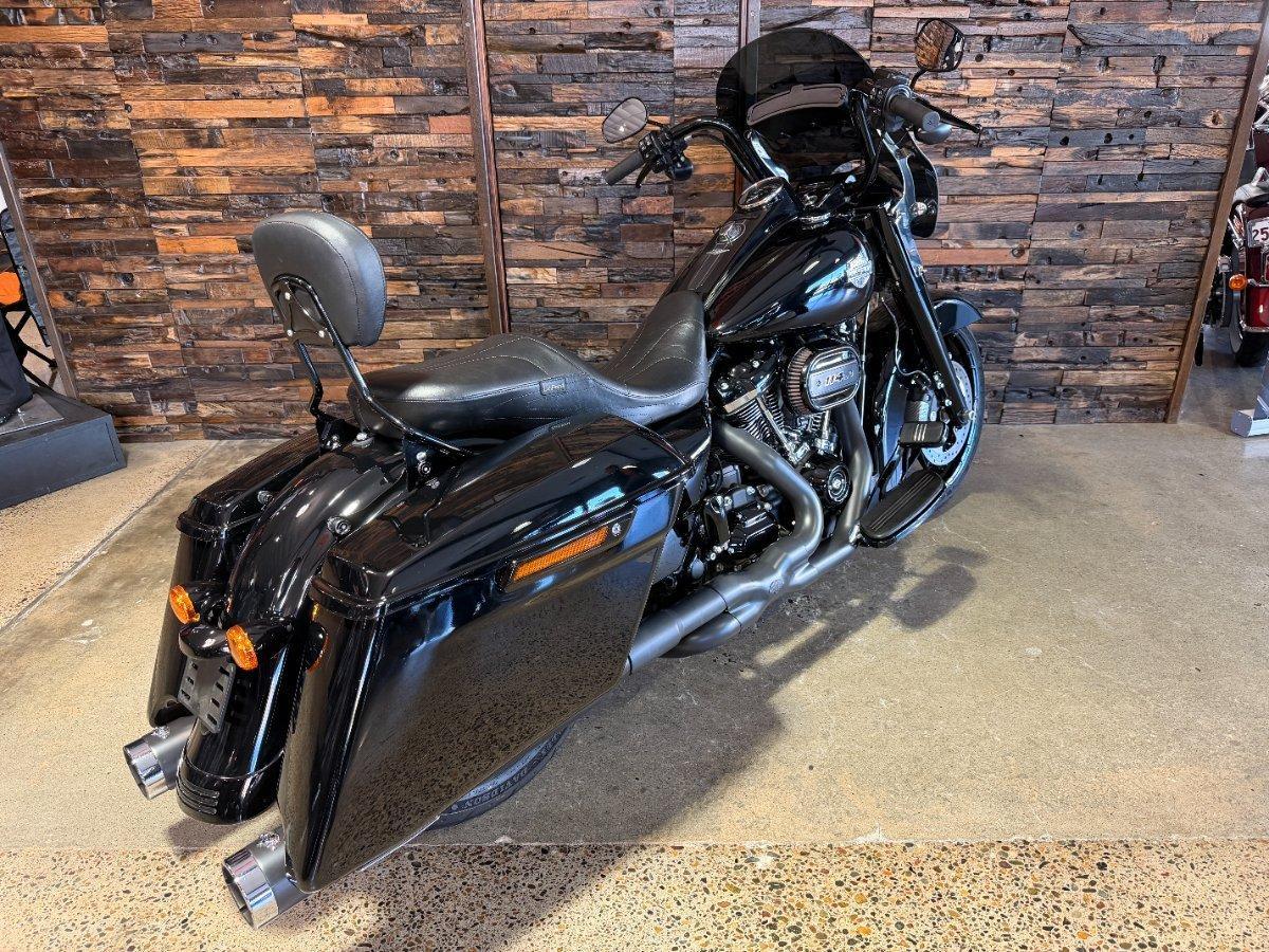 2023 HARLEY-DAVIDSON FLHRXS ROAD KING SPECIAL CRUISER