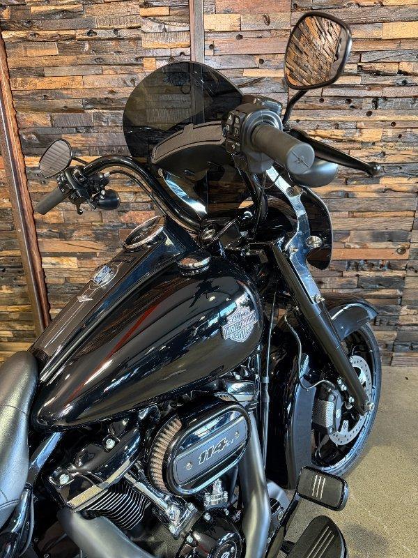 2023 HARLEY-DAVIDSON FLHRXS ROAD KING SPECIAL CRUISER