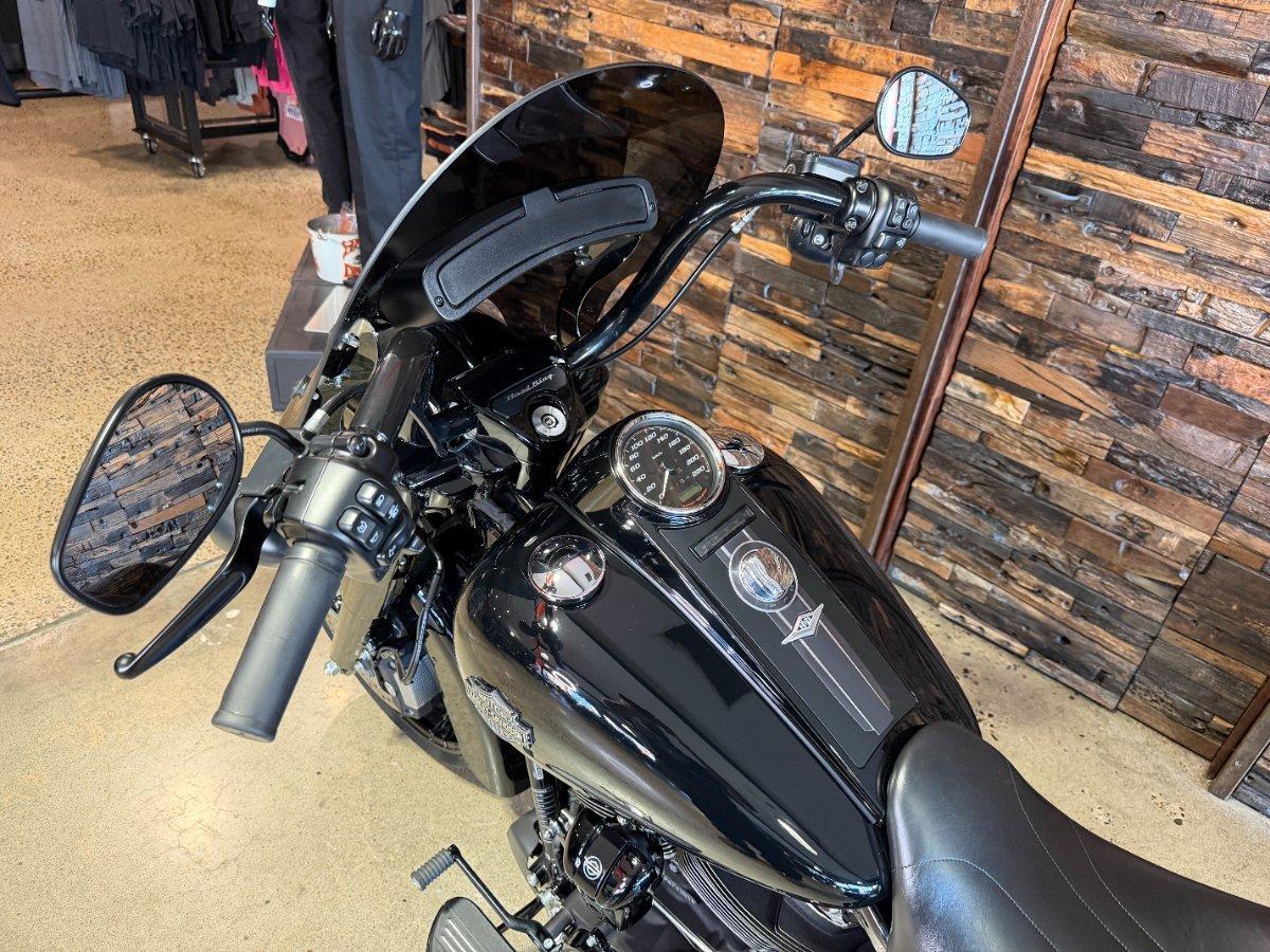 2023 HARLEY-DAVIDSON FLHRXS ROAD KING SPECIAL CRUISER