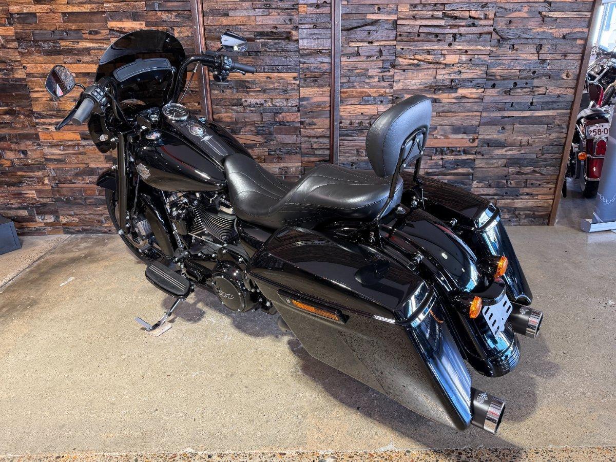 2023 HARLEY-DAVIDSON FLHRXS ROAD KING SPECIAL CRUISER