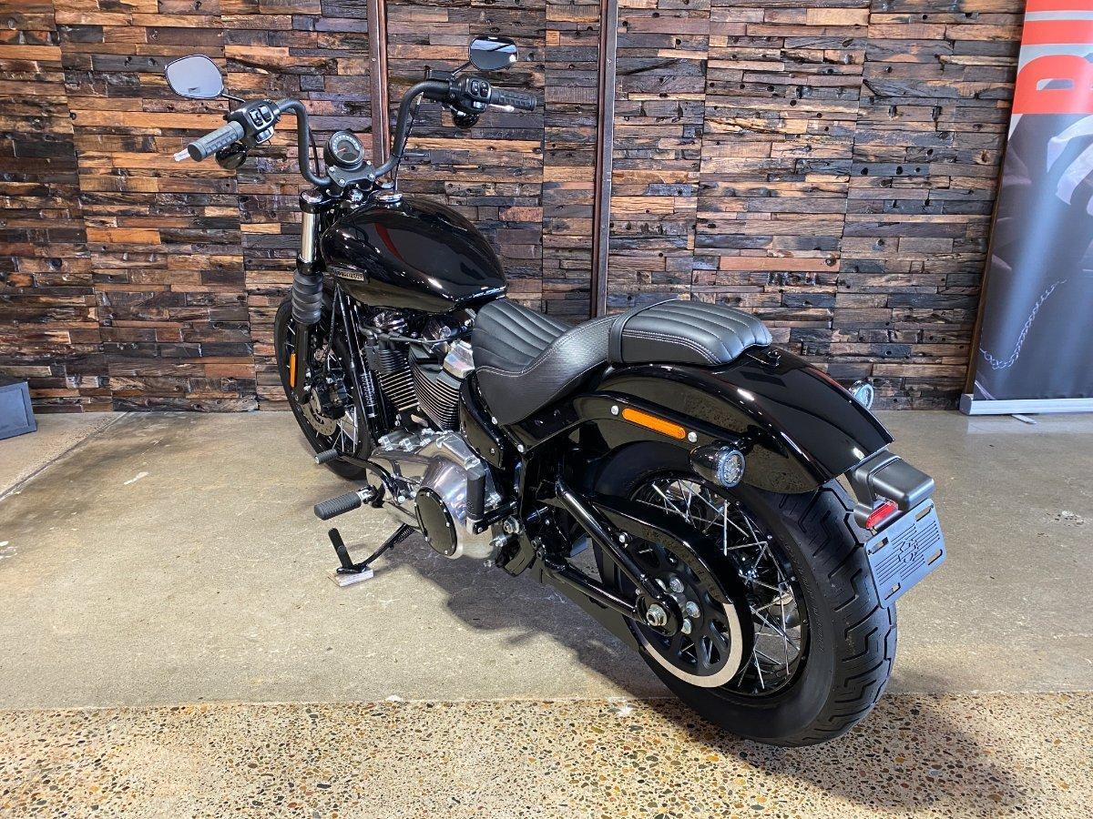 2025 HARLEY-DAVIDSON FXBB STREET BOB (117) CRUISER