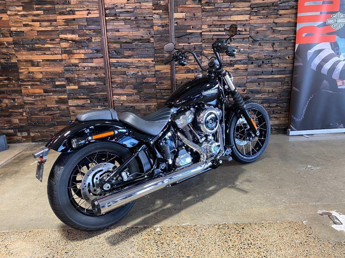 2025 HARLEY-DAVIDSON FXBB STREET BOB (117) CRUISER