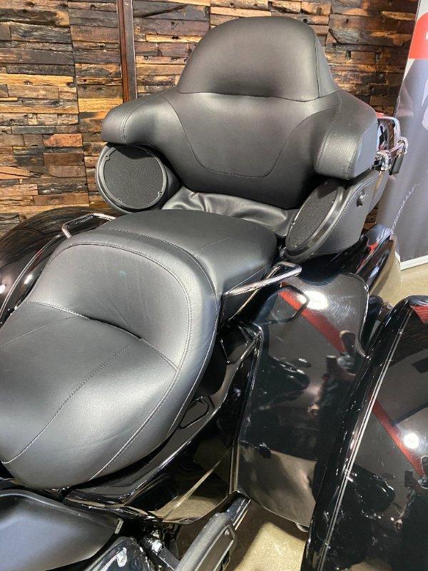 2025 HARLEY-DAVIDSON FLHTCUTG TRI GLIDE U/CLC 114 TRIKE
