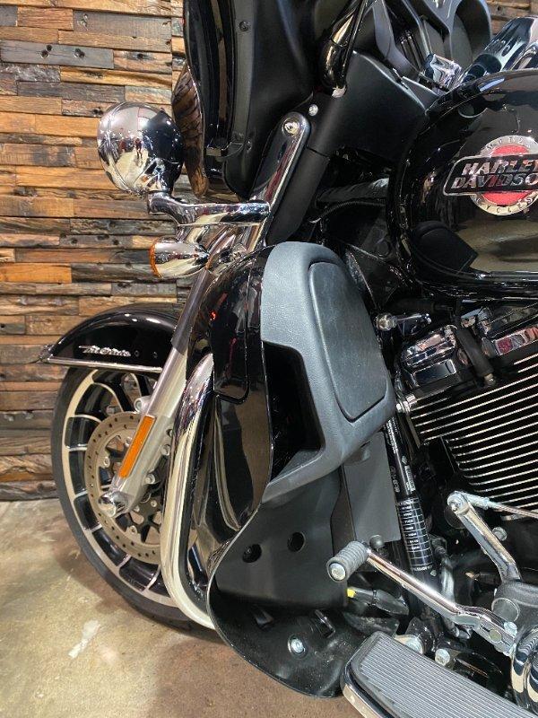 2025 HARLEY-DAVIDSON FLHTCUTG TRI GLIDE U/CLC 114 TRIKE