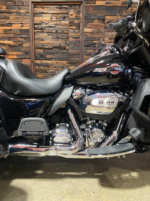 2025 HARLEY-DAVIDSON FLHTCUTG TRI GLIDE U/CLC 114 TRIKE