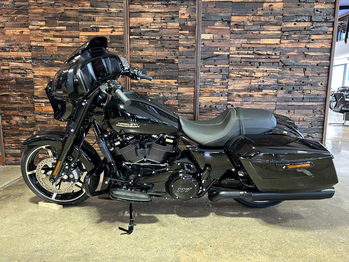 2026 HARLEY-DAVIDSON FLHX STREET GLIDE (117) CRUISER