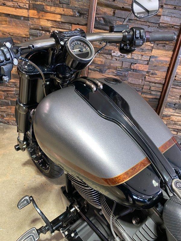 2017 HARLEY-DAVIDSON FXSE CVO PRO STREET BREAKOUT CRUISER