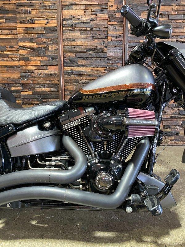 2017 HARLEY-DAVIDSON FXSE CVO PRO STREET BREAKOUT CRUISER