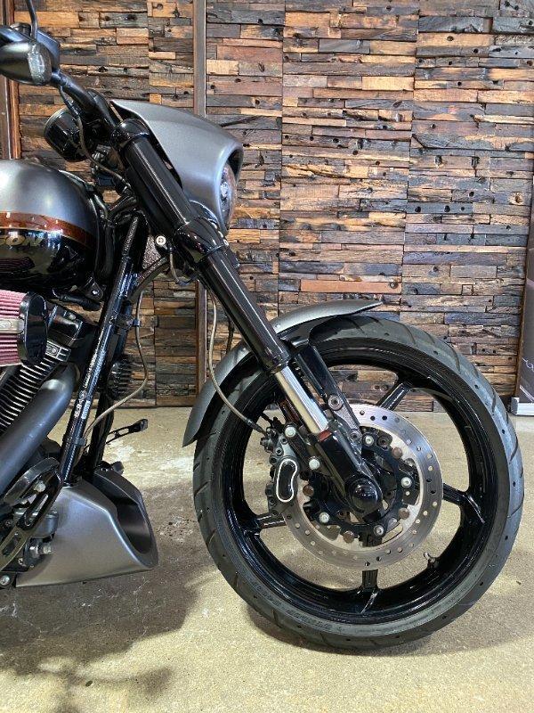 2017 HARLEY-DAVIDSON FXSE CVO PRO STREET BREAKOUT CRUISER