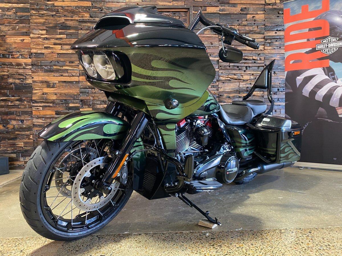 2022 HARLEY-DAVIDSON FLTRXSE CVO ROAD GLIDE (117) CRUISER