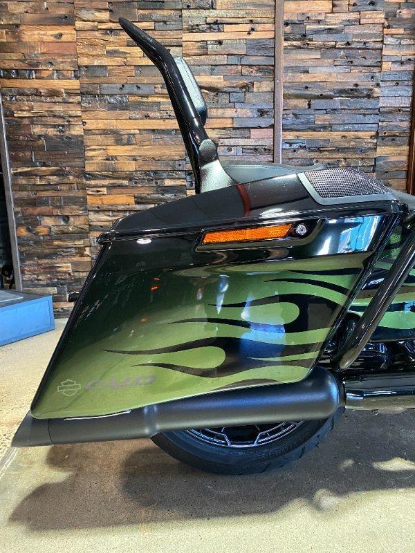 2022 HARLEY-DAVIDSON FLTRXSE CVO ROAD GLIDE (117) CRUISER