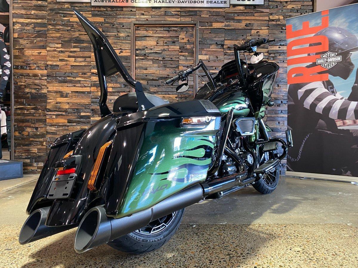 2022 HARLEY-DAVIDSON FLTRXSE CVO ROAD GLIDE (117) CRUISER