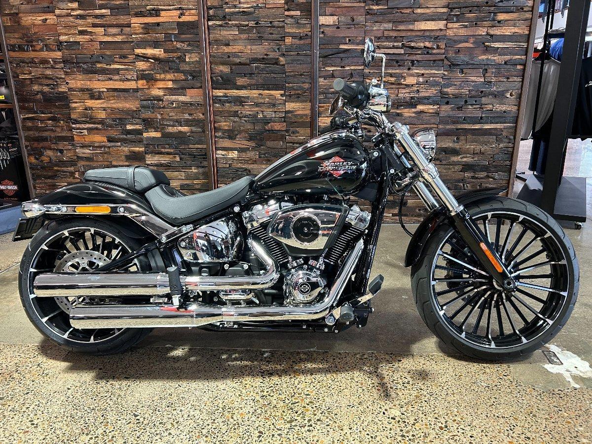2025 HARLEY-DAVIDSON FXBR BREAKOUT (117) CRUISER