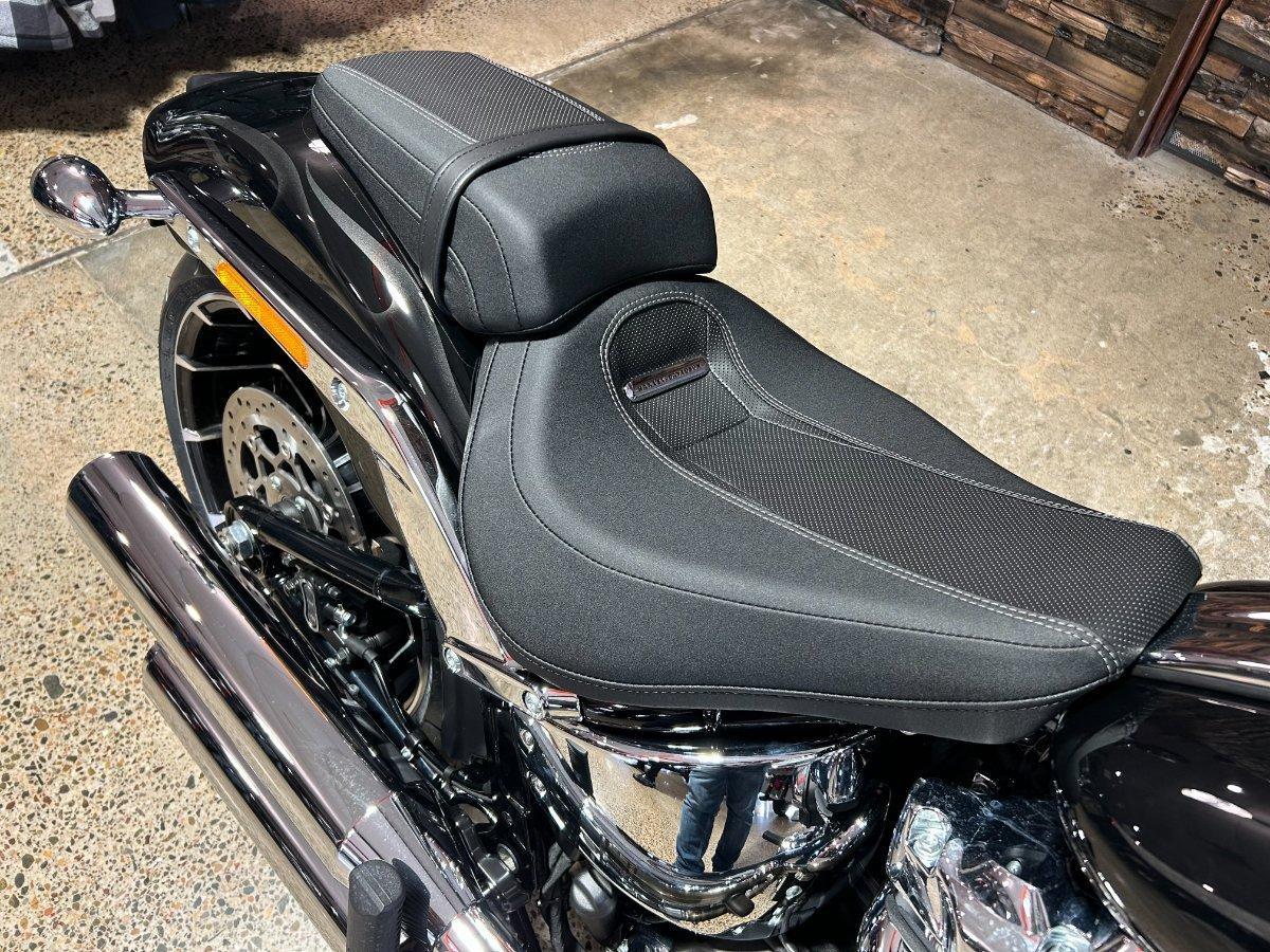 2025 HARLEY-DAVIDSON FXBR BREAKOUT (117) CRUISER