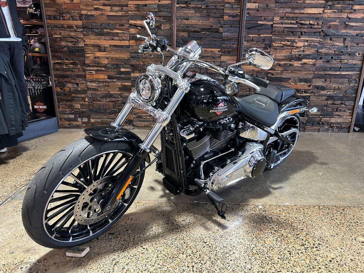 2025 HARLEY-DAVIDSON FXBR BREAKOUT (117) CRUISER
