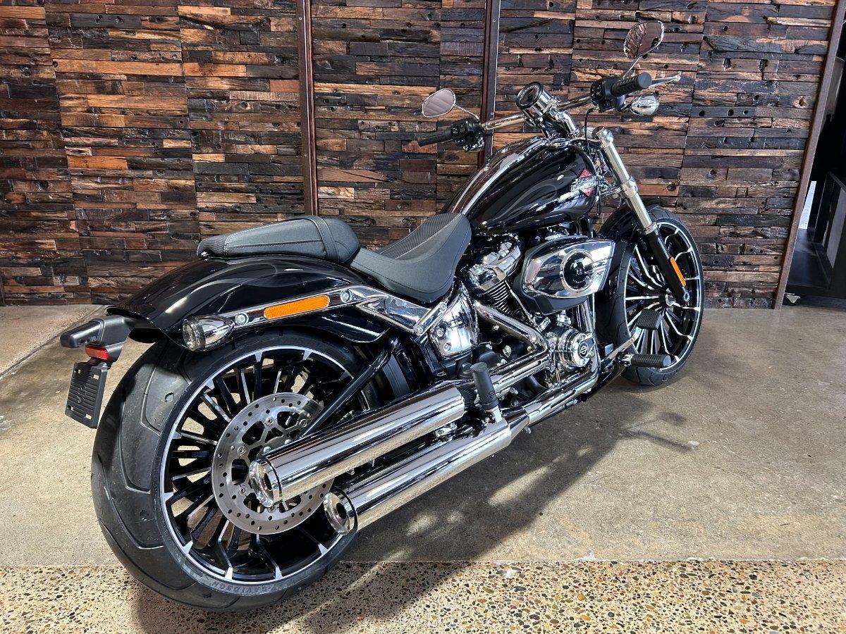 2025 HARLEY-DAVIDSON FXBR BREAKOUT (117) CRUISER