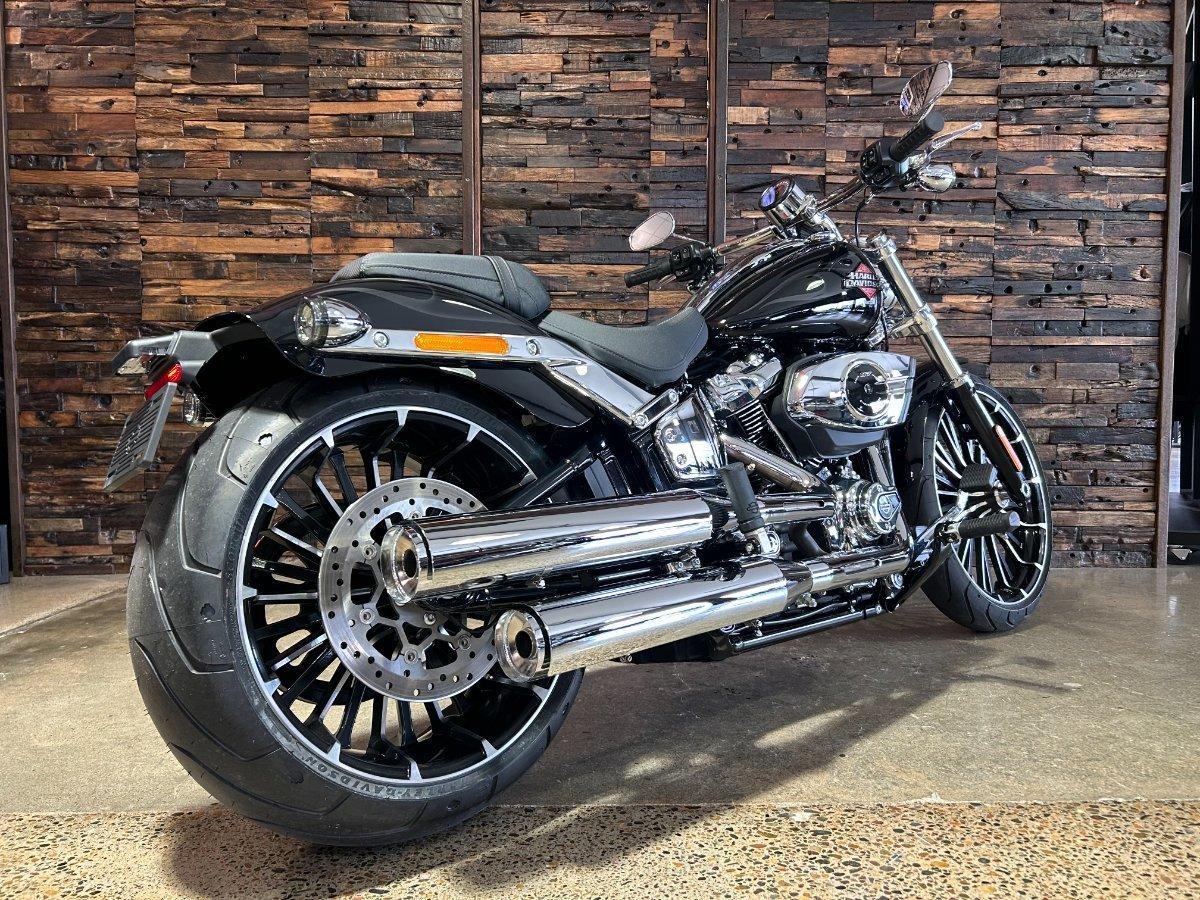 2025 HARLEY-DAVIDSON FXBR BREAKOUT (117) CRUISER