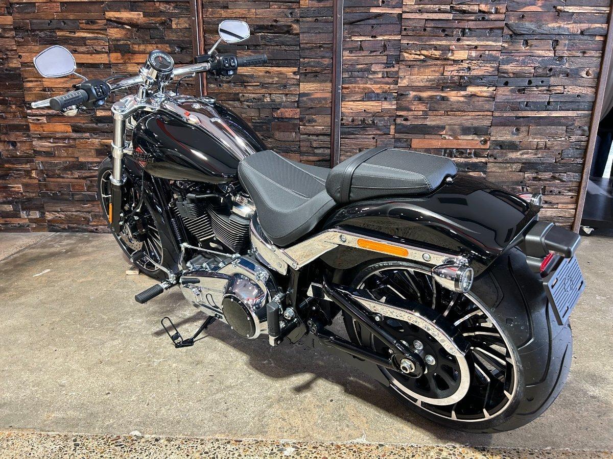 2025 HARLEY-DAVIDSON FXBR BREAKOUT (117) CRUISER