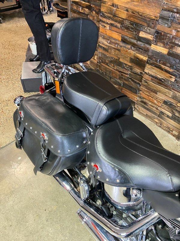 2016 HARLEY-DAVIDSON FLSTC HERITAGE SOFTAIL CLASSIC CRUISER