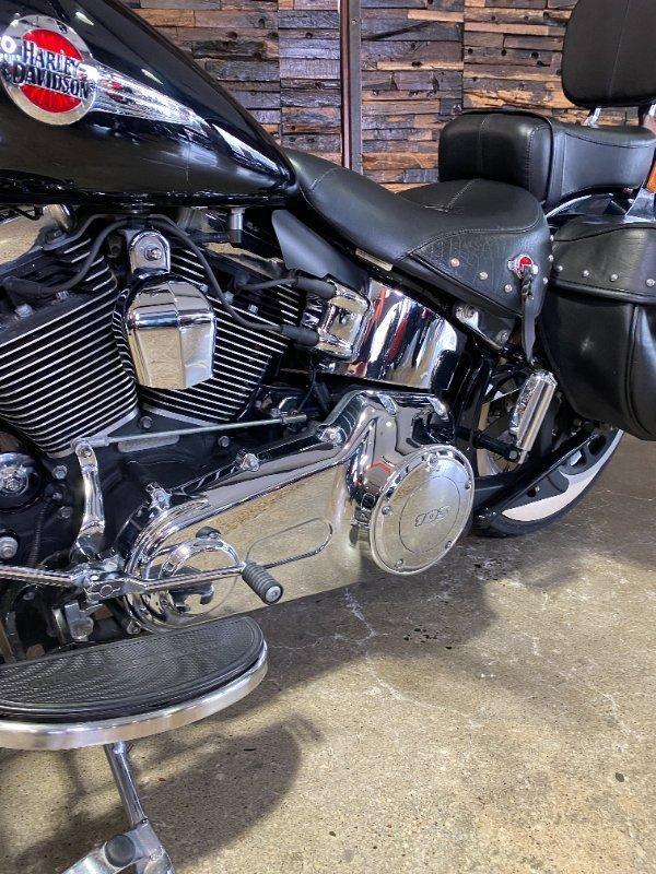 2016 HARLEY-DAVIDSON FLSTC HERITAGE SOFTAIL CLASSIC CRUISER