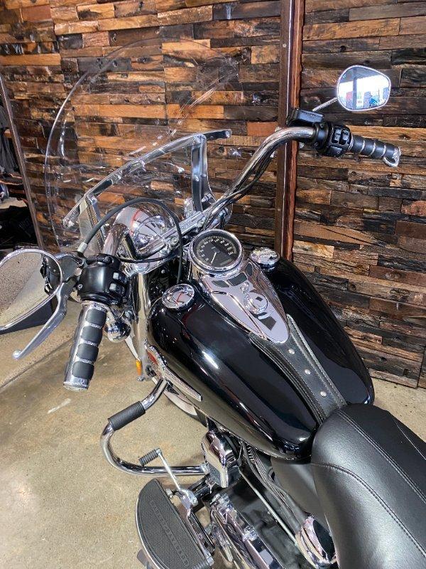 2016 HARLEY-DAVIDSON FLSTC HERITAGE SOFTAIL CLASSIC CRUISER