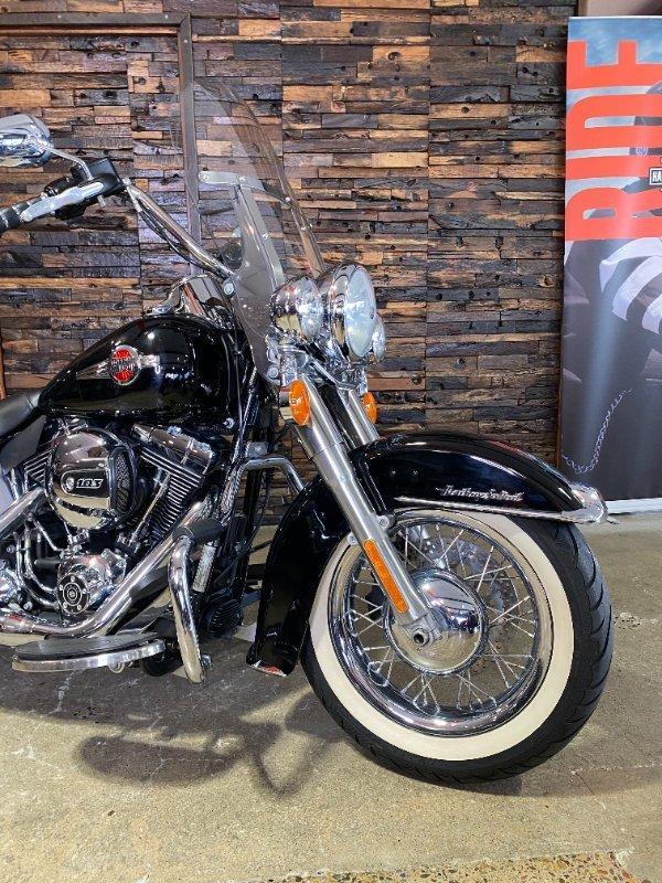 2016 HARLEY-DAVIDSON FLSTC HERITAGE SOFTAIL CLASSIC CRUISER