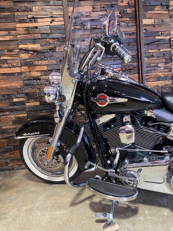 2016 HARLEY-DAVIDSON FLSTC HERITAGE SOFTAIL CLASSIC CRUISER