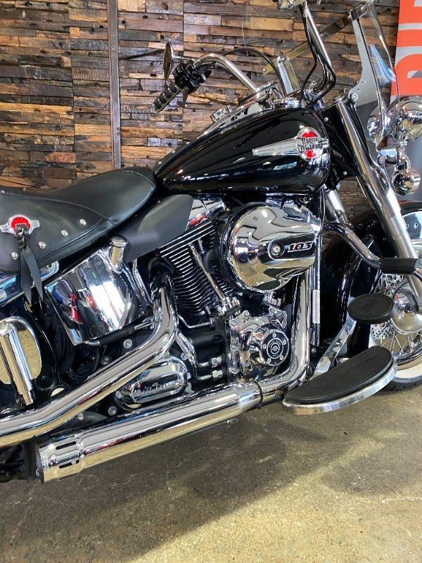 2016 HARLEY-DAVIDSON FLSTC HERITAGE SOFTAIL CLASSIC CRUISER