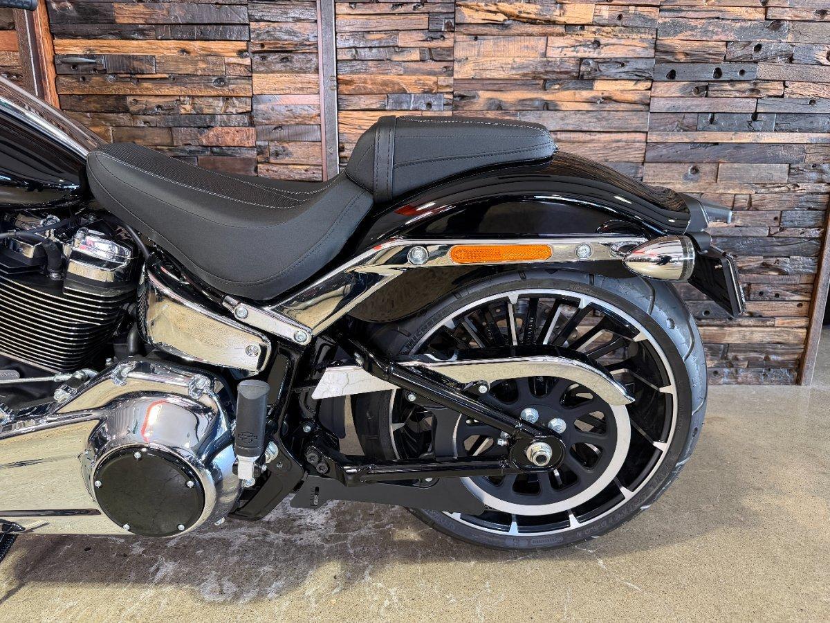 2026 HARLEY-DAVIDSON FXBR BREAKOUT (117) CRUISER