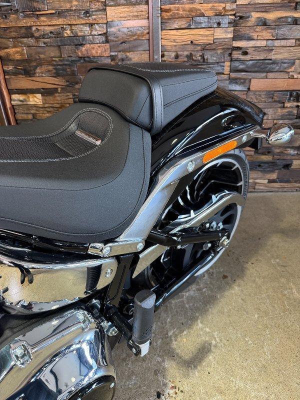 2026 HARLEY-DAVIDSON FXBR BREAKOUT (117) CRUISER