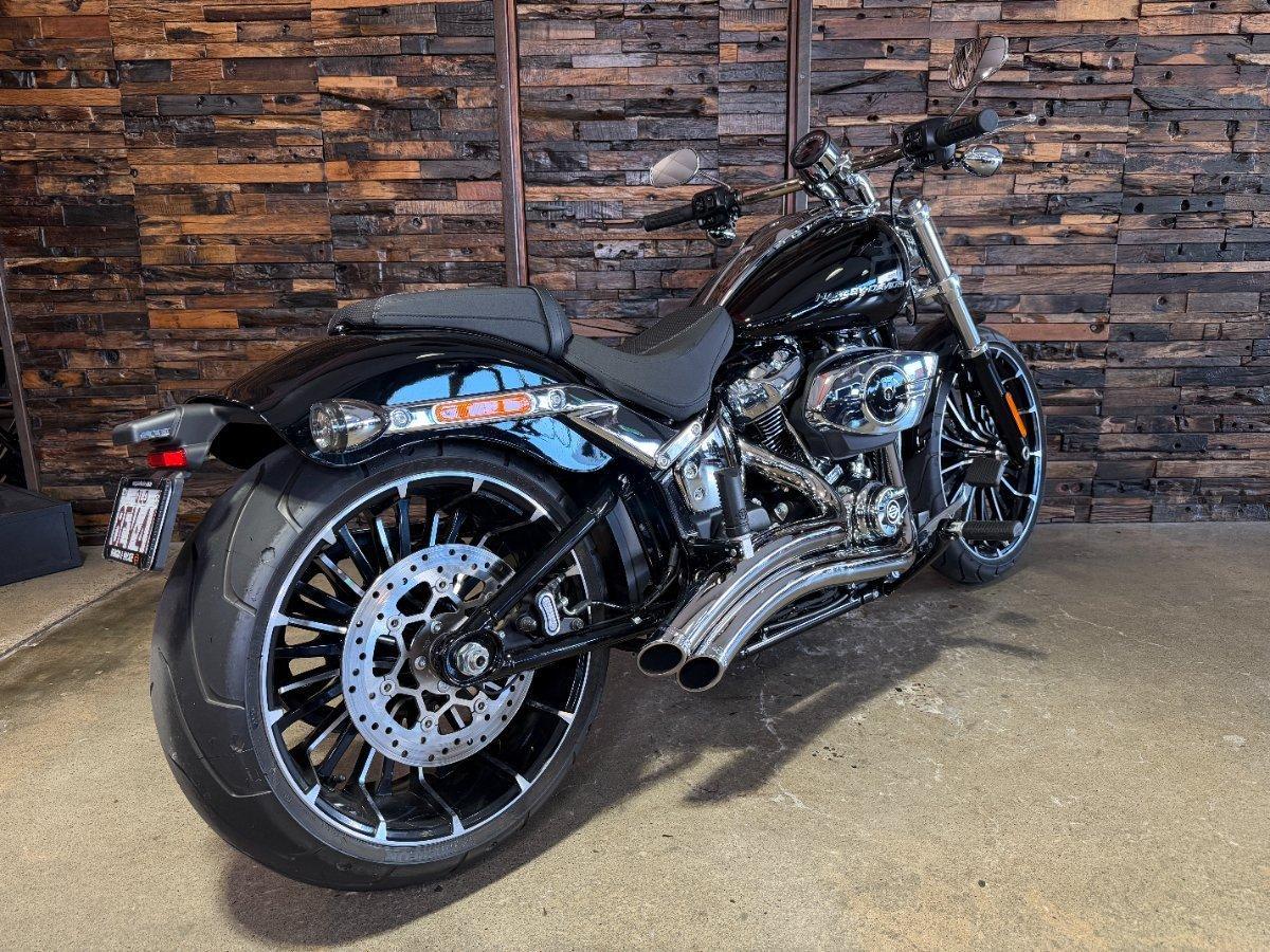2026 HARLEY-DAVIDSON FXBR BREAKOUT (117) CRUISER
