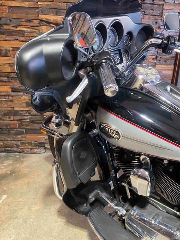 2011 HARLEY-DAVIDSON FLHTCU U/C ELECTRA GLIDE CRUISER