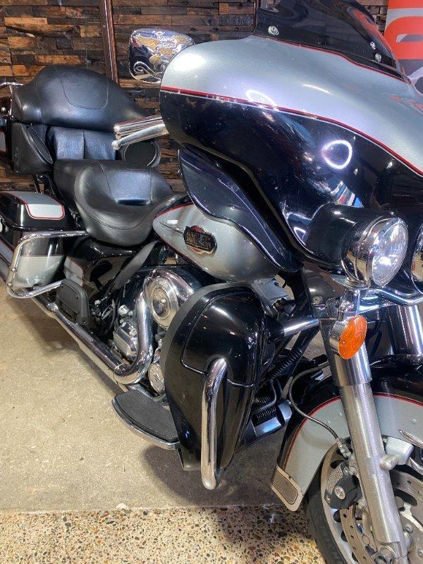 2011 HARLEY-DAVIDSON FLHTCU U/C ELECTRA GLIDE CRUISER