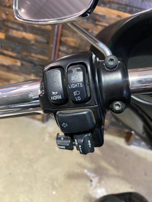 2011 HARLEY-DAVIDSON FLHTCU U/C ELECTRA GLIDE CRUISER
