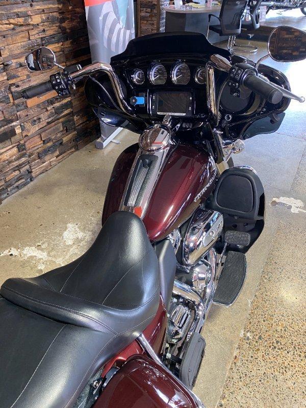 2018 HARLEY-DAVIDSON FLHTK ULTRA LIMITED CRUISER