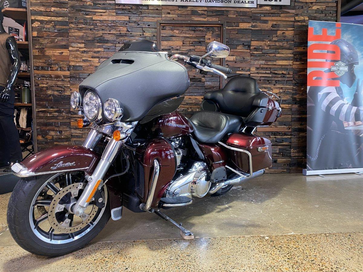 2018 HARLEY-DAVIDSON FLHTK ULTRA LIMITED CRUISER