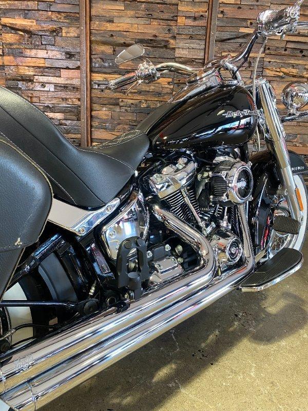 2019 HARLEY-DAVIDSON FLDE DELUXE (107) CRUISER
