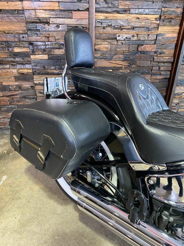 2019 HARLEY-DAVIDSON FLDE DELUXE (107) CRUISER