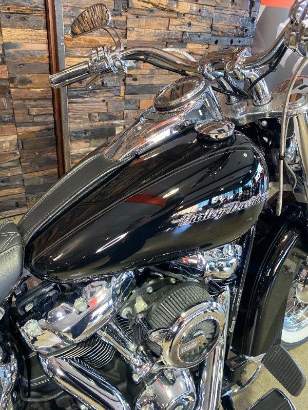 2019 HARLEY-DAVIDSON FLDE DELUXE (107) CRUISER