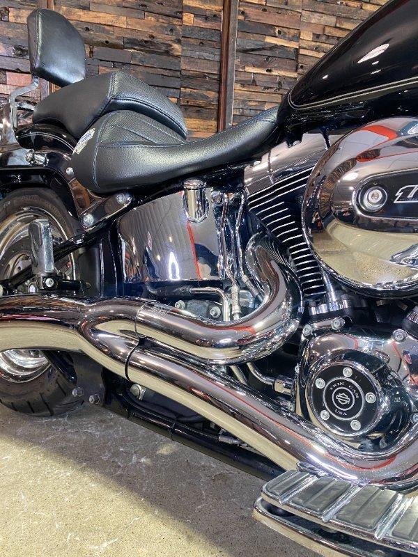 2017 HARLEY-DAVIDSON FLSTF FAT BOY CRUISER