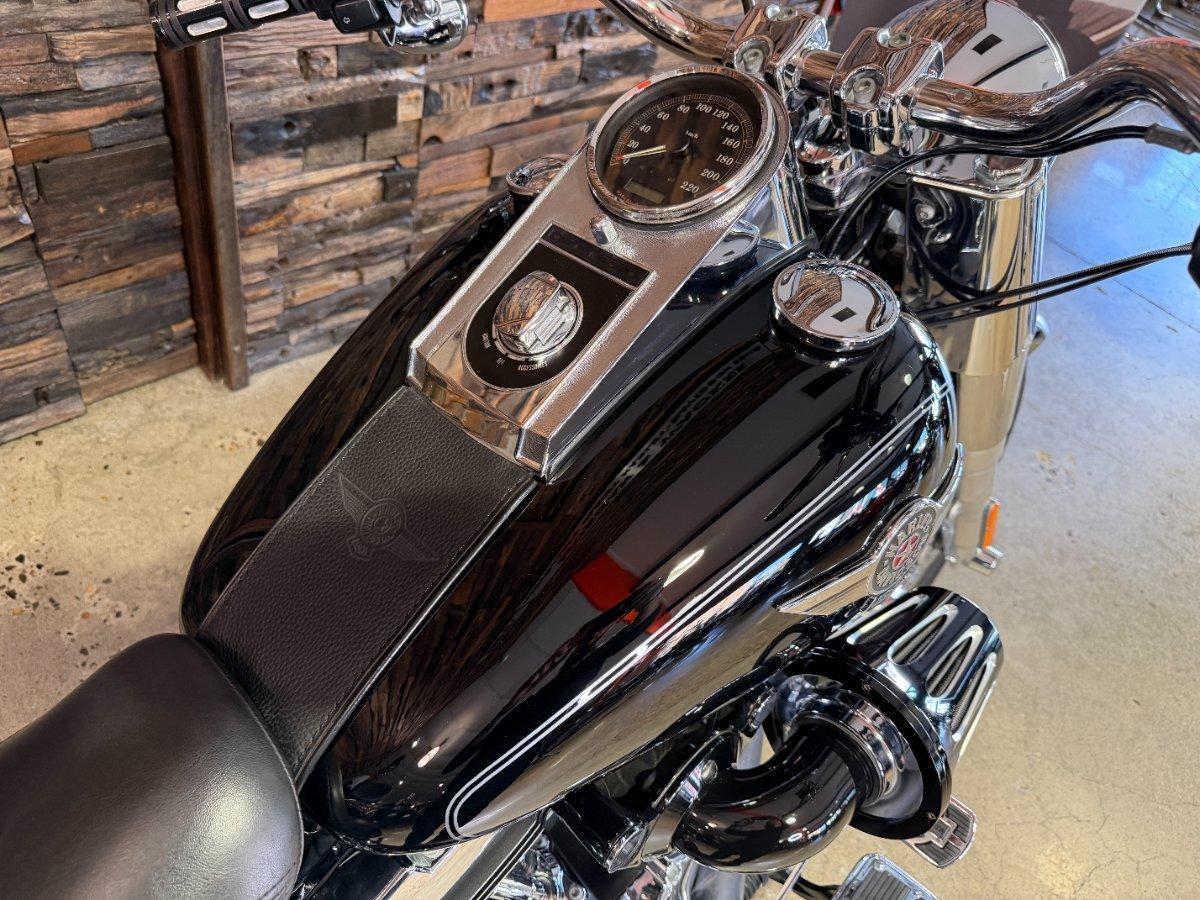 2012 HARLEY-DAVIDSON FLSTF FAT BOY CRUISER