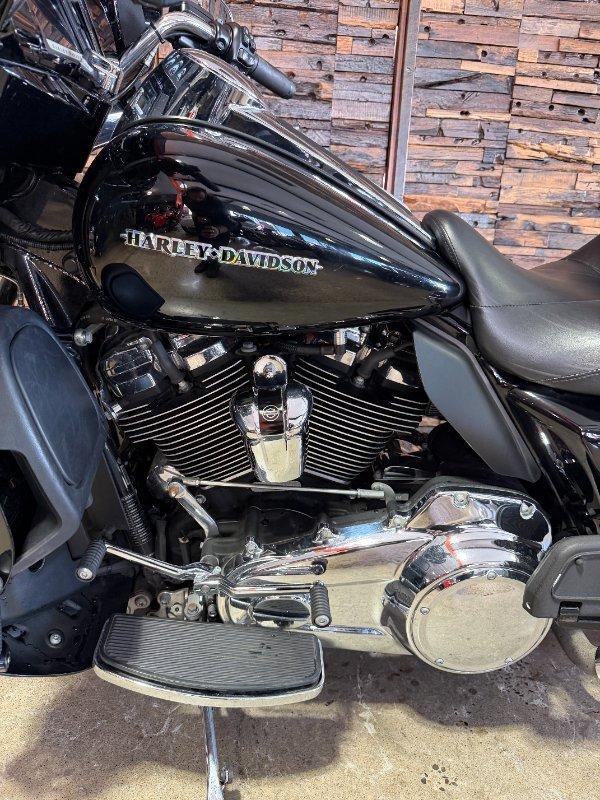 2018 HARLEY-DAVIDSON FLHTK ULTRA LIMITED CRUISER