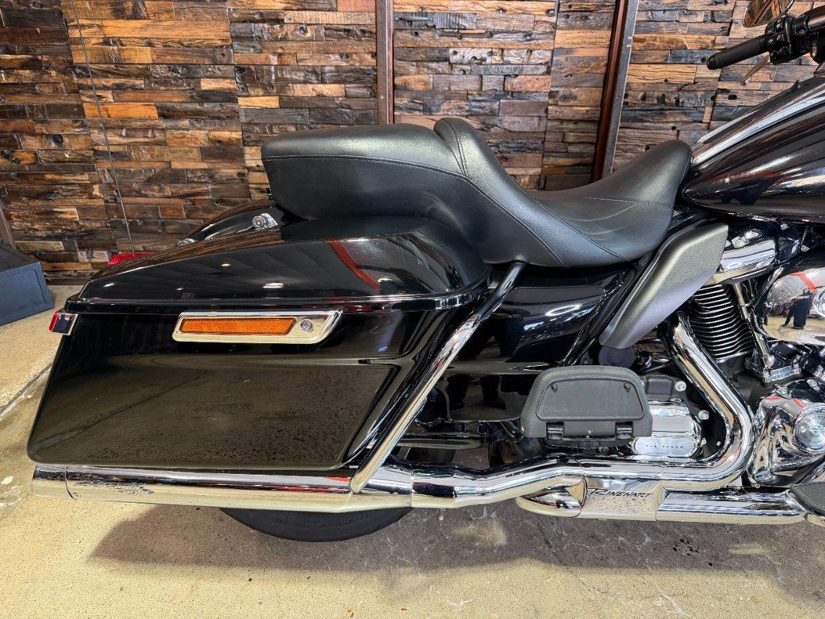 2018 HARLEY-DAVIDSON FLHTK ULTRA LIMITED CRUISER