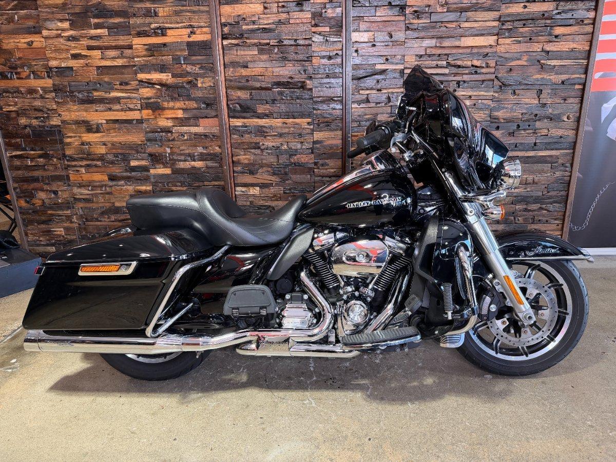 2018 HARLEY-DAVIDSON FLHTK ULTRA LIMITED CRUISER