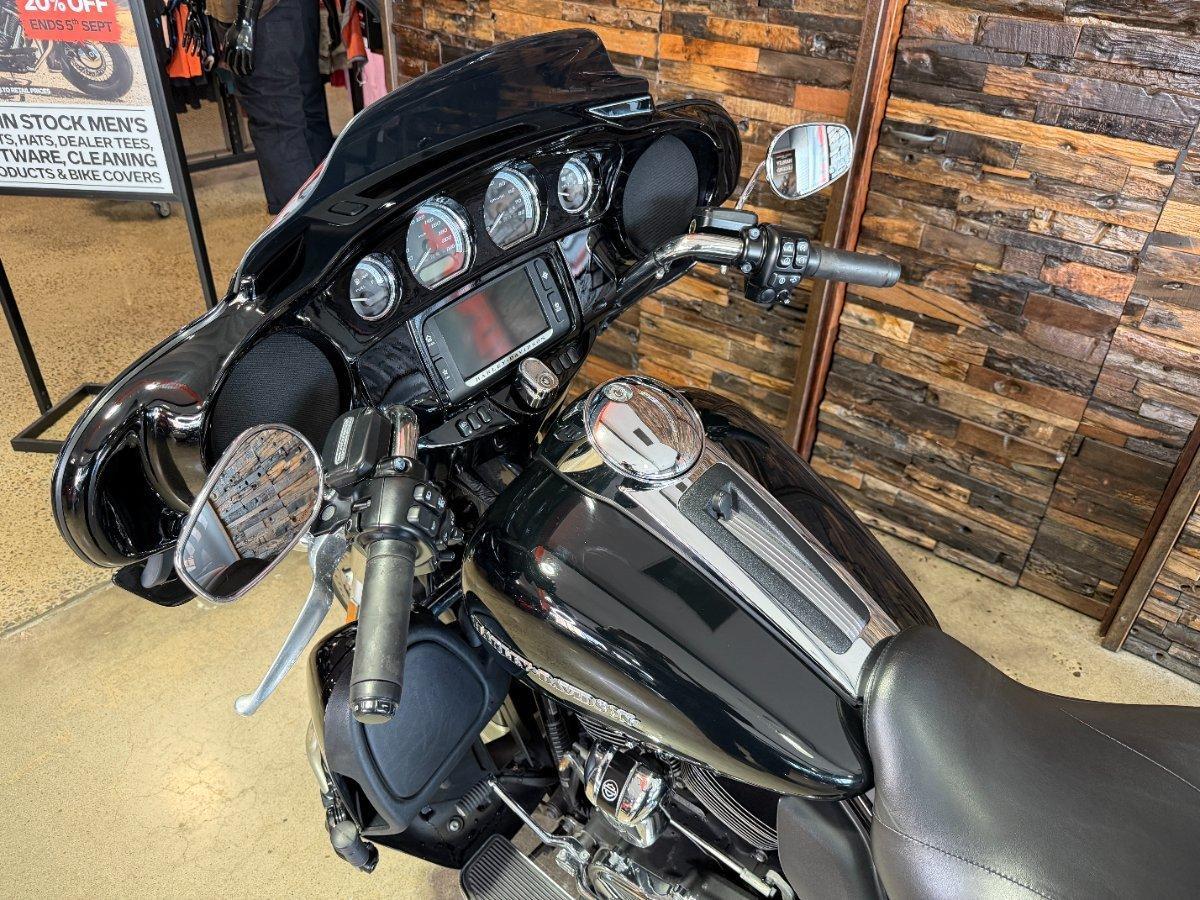 2018 HARLEY-DAVIDSON FLHTK ULTRA LIMITED CRUISER